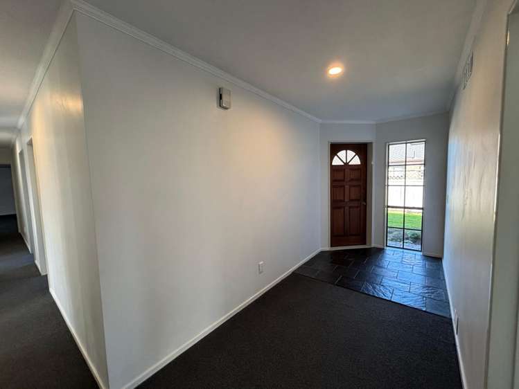  26 Exeter Crescent Springvale_1