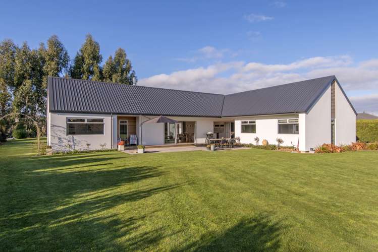 17 Churchlea Place Darfield_24