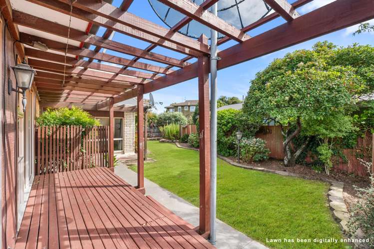 17 Yellowstone Crescent Burwood_18