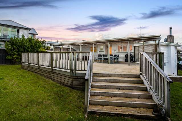 15 Divich Avenue Te Atatu South_1