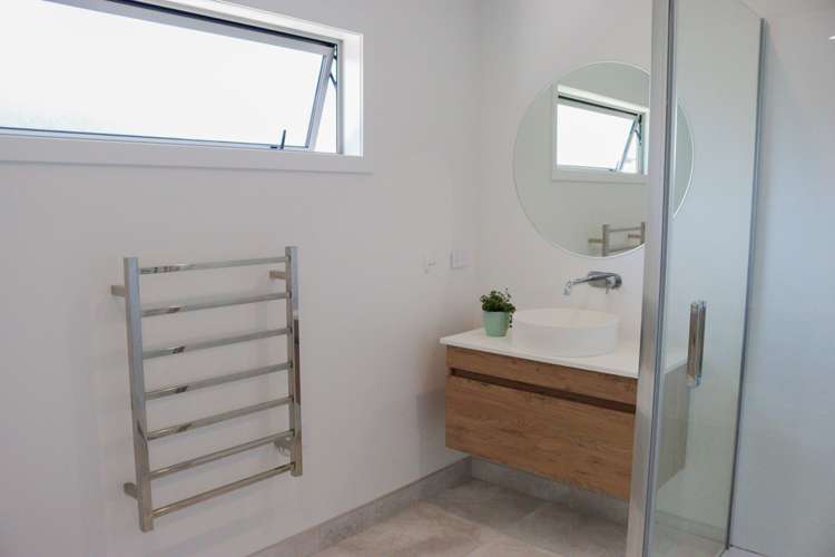 90 Hunter Drive Awatoto_10