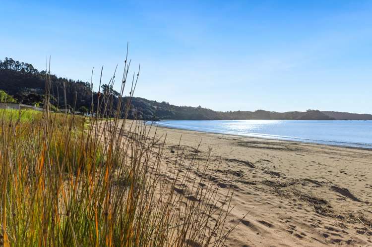 16A Riwhi Way Te Ngaere Bay_18