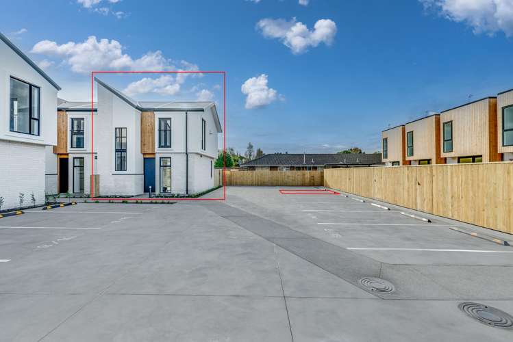 1/16 Rutherford Street Woolston_13