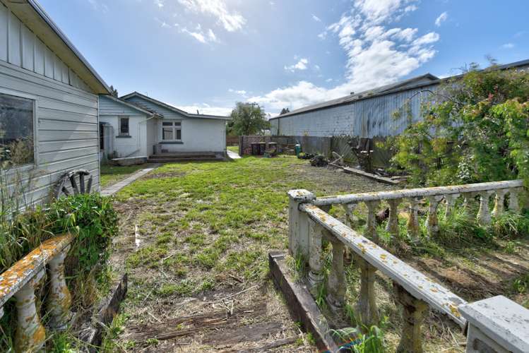 4 Ontario Street Gore Surrounds_17