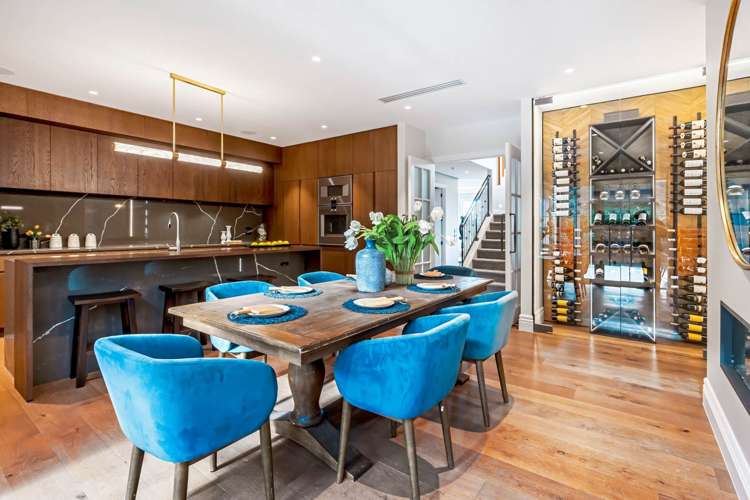 7 Luff Place Long Bay_31