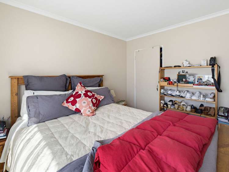 14 Escort Grove Awapuni_8