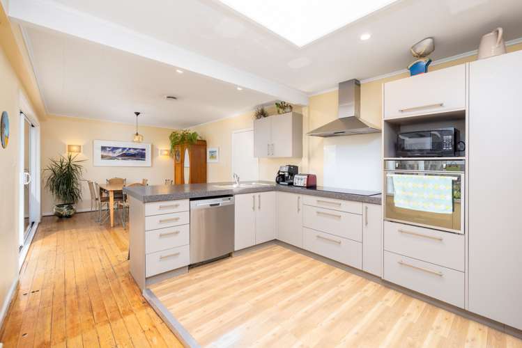 98a Burwood Road Burwood_5