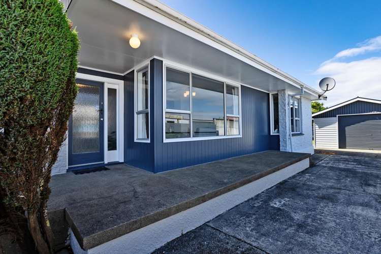 21 Roy Street Strathern_18