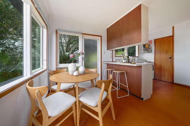 2/114 Eban Avenue Hillcrest_2