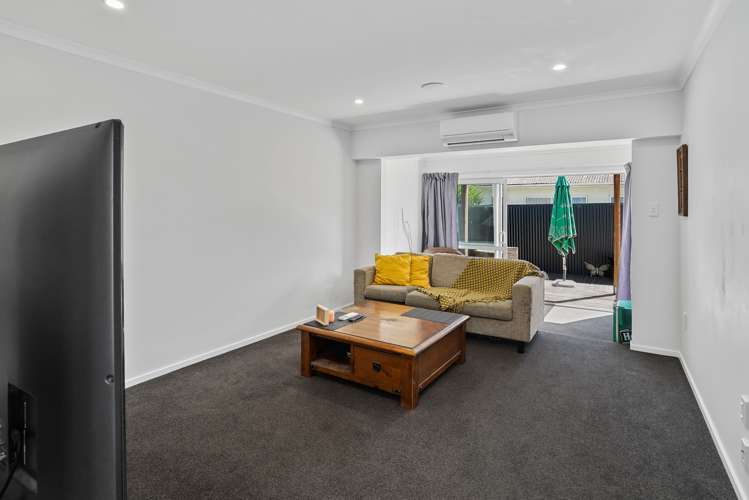 1/19 Fergusson Street Stoke_6