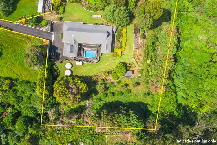 468 Redoubt Road Flat Bush_16