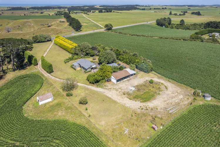 2505 State Highway 3 Waitotara_16