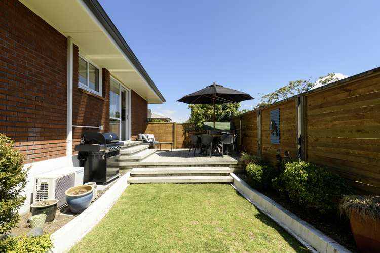 2 Cherrywood Drive Otumoetai_11