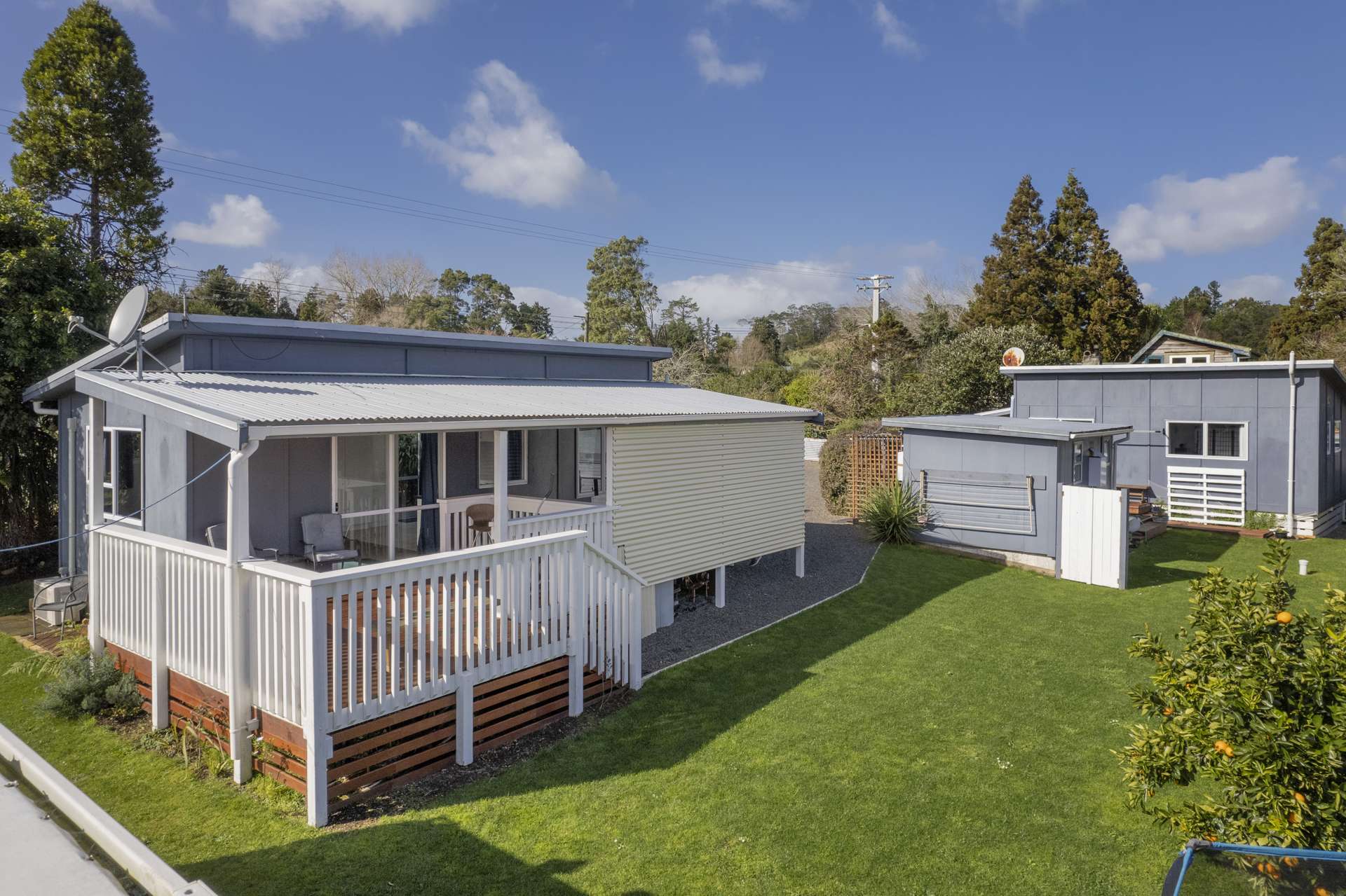 70 Victoria Street Waikino_0