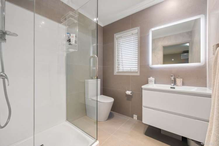 7 Anchorite Way Red Beach_12