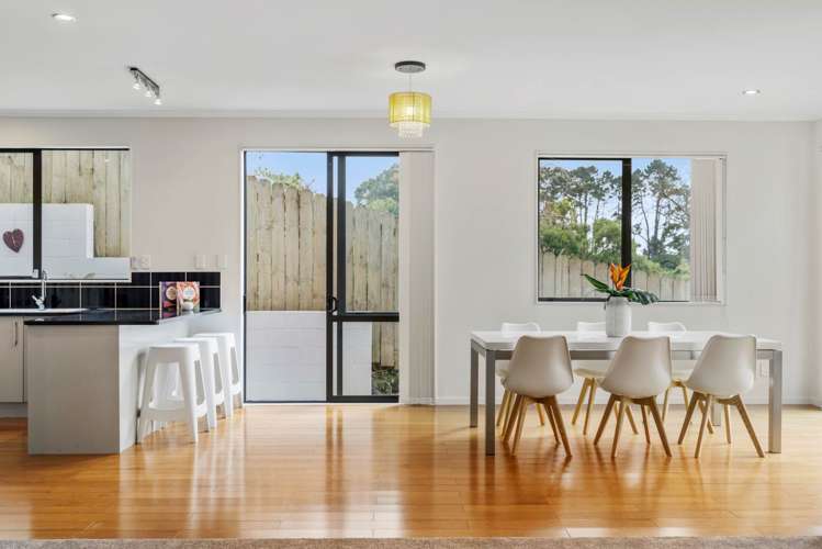 1/1600a Great North Road Waterview_13