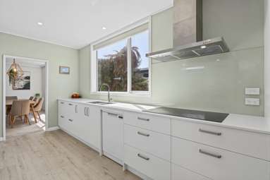 24 Guinness Crescent_2