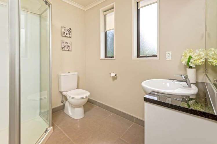 71 Coachman Drive Flat Bush_9