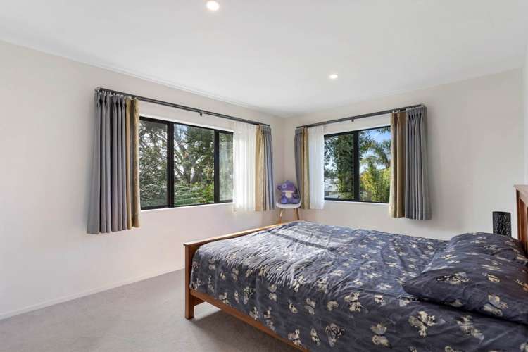 15 Ti Kouka Place Te Atatu Peninsula_10