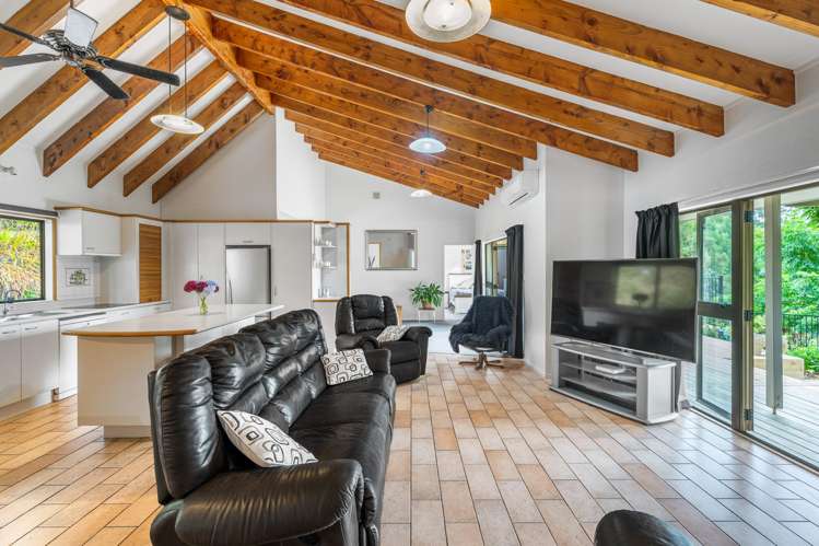 253 Whitford Road Whitford_2