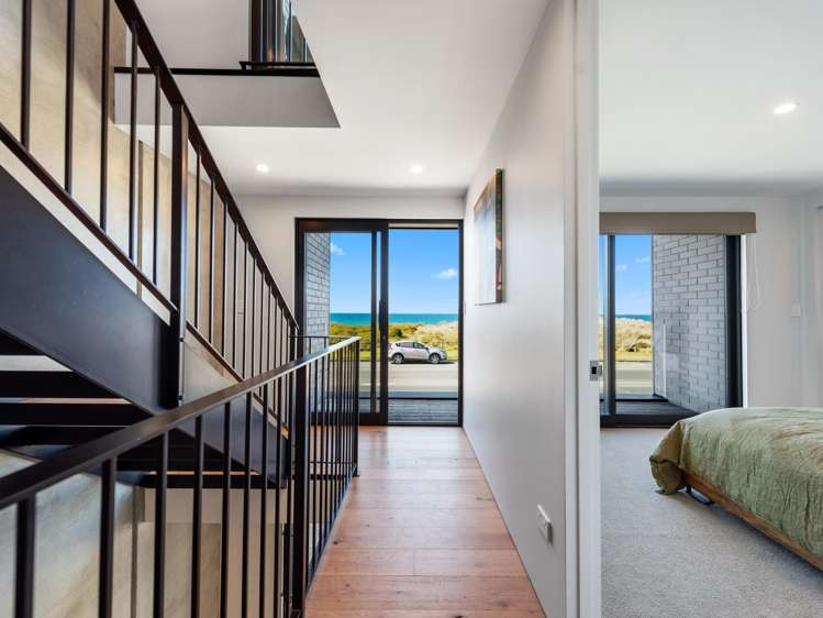 211 Marine Parade Mt Maunganui_11