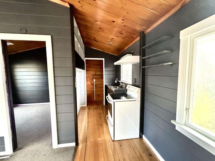 76A Riverside Drive 11597_4