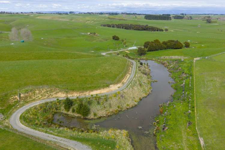 56 Managhs Road Halcombe_9