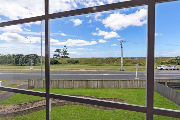 906 Papamoa Beach Road Papamoa_11