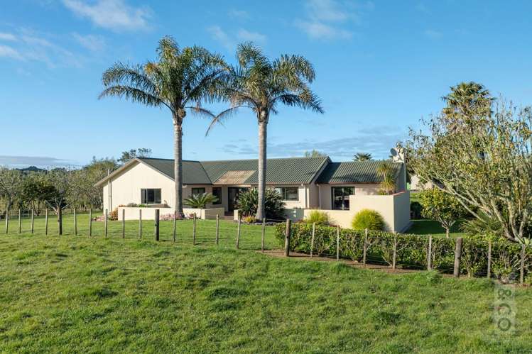 1224 State Highway 16 Waimauku_36