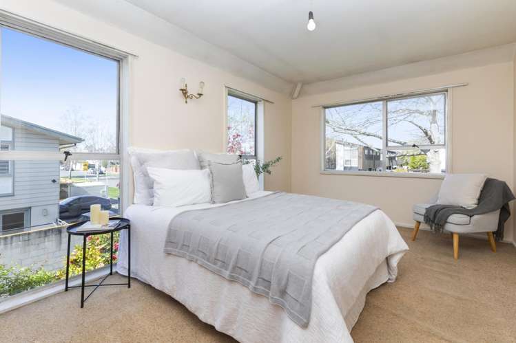 2/131 Rugby Street Merivale_7