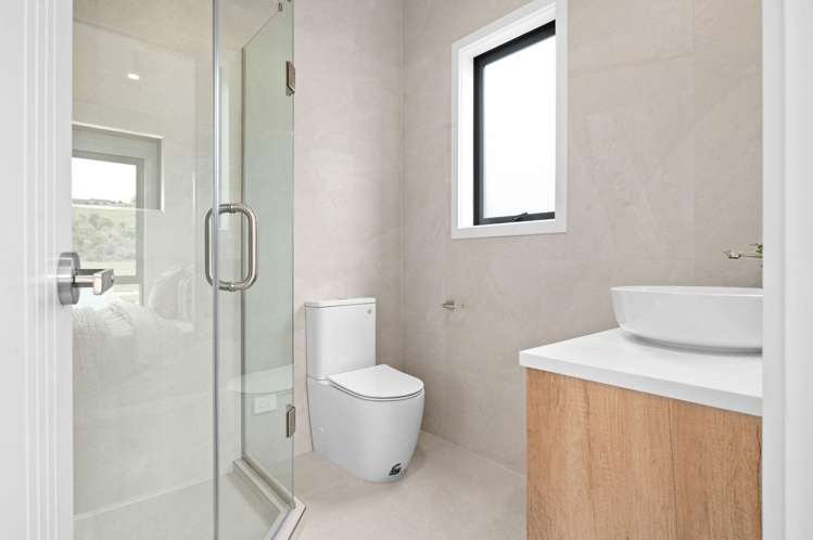 68 Overton Street Rototuna North_14