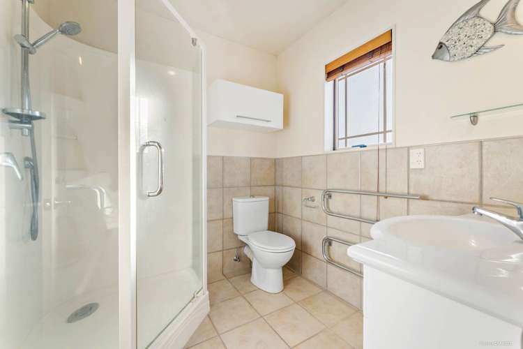 1 Peet Avenue Royal Oak_15