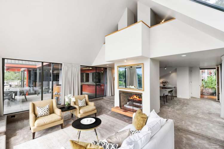 57 Portsmouth Road Bombay_18