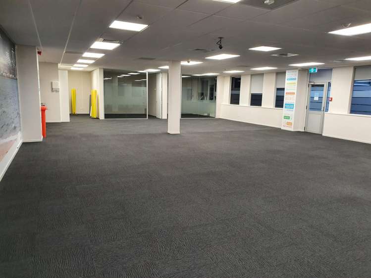 Part Ground Floor/12-14 Northcroft Street Takapuna_1