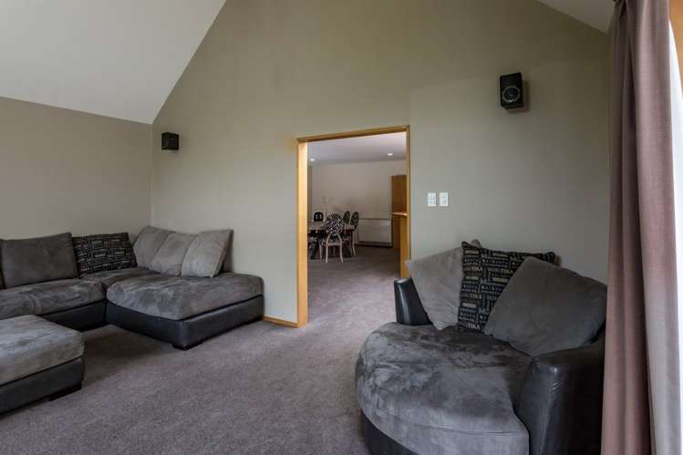 16 O'Connell Street Southbridge_5