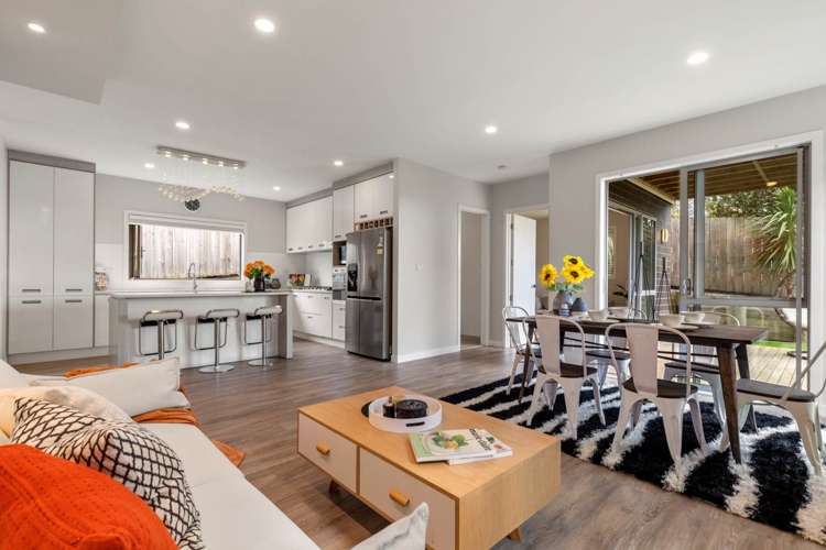 611c Glenfield Road Totara Vale_17