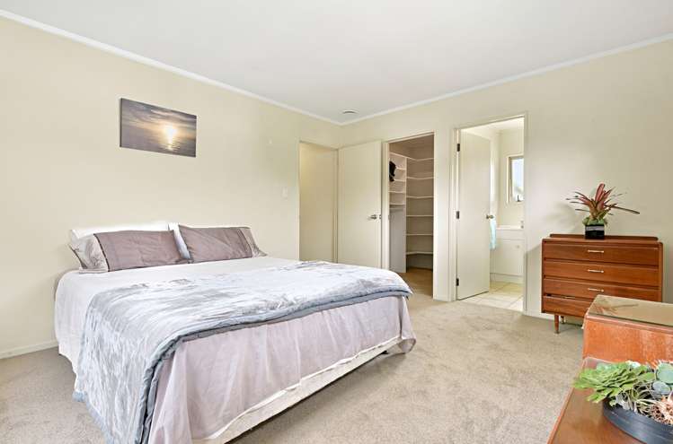 1/105 Carnoustie Drive Wattle Downs_5