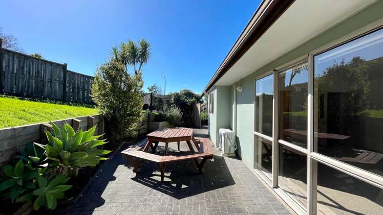 8 Devana Court Torbay_18