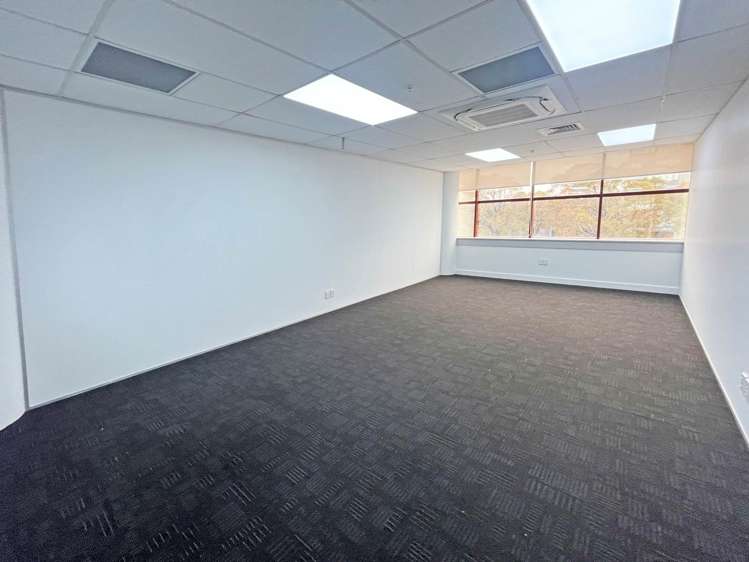 Level 2/22 Amersham Way Manukau_5