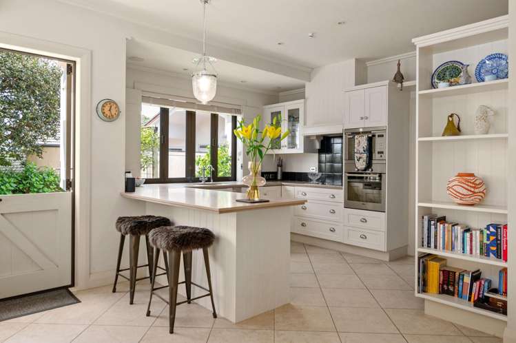 35 The Esplanade Huntington_7