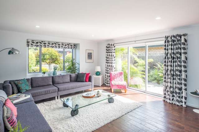 33 Campion Road Waikanae Beach_1