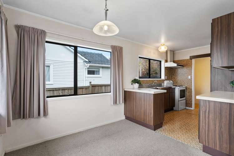 233 Hepburn Road Glendene_24