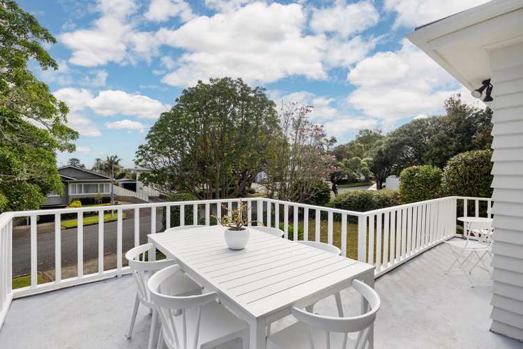 7 Weston Avenue Mount Albert_12