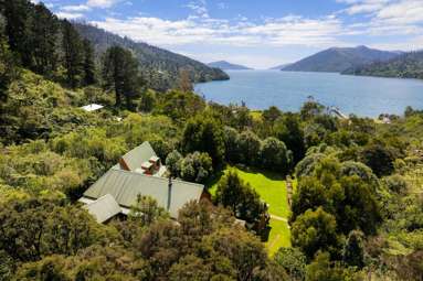 240 Maraetai Bay_2