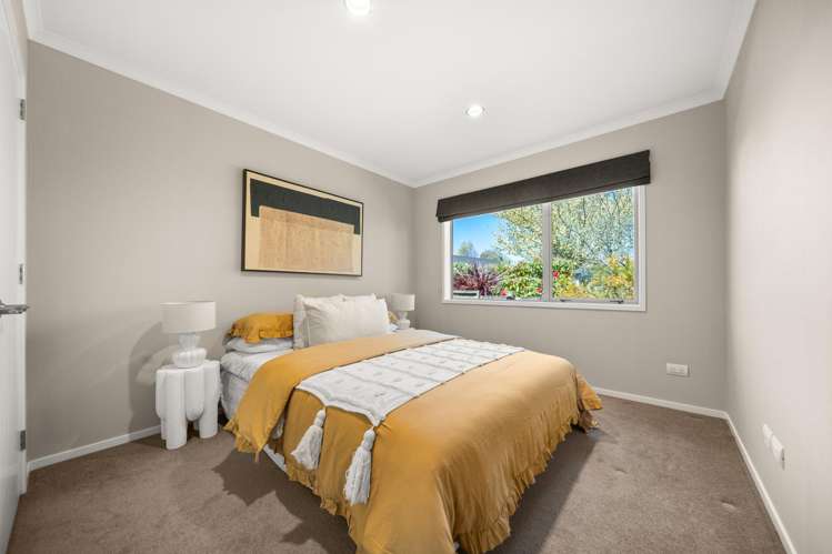 478 High Street South Carterton_13