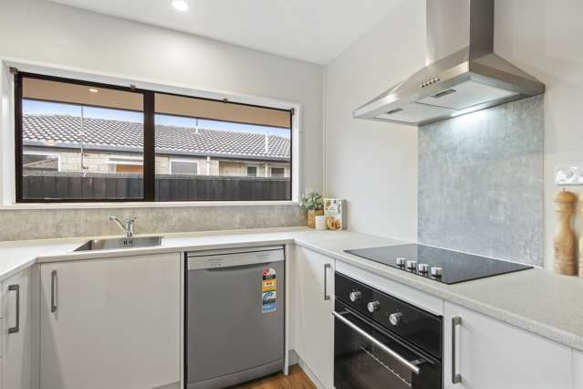 1/45 Reginald Street Burwood_2