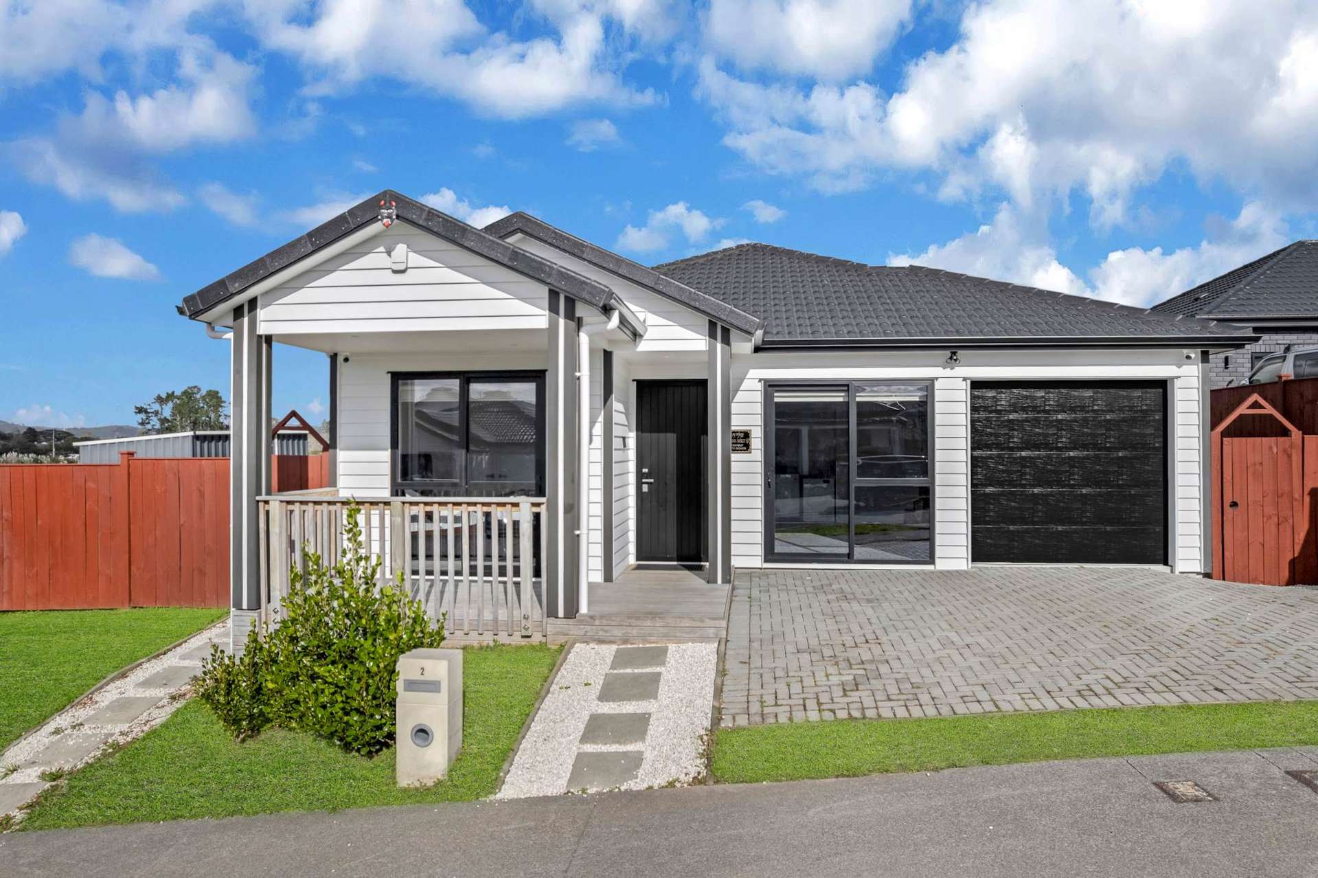 2 Rarangi Mai Lane Karaka_0