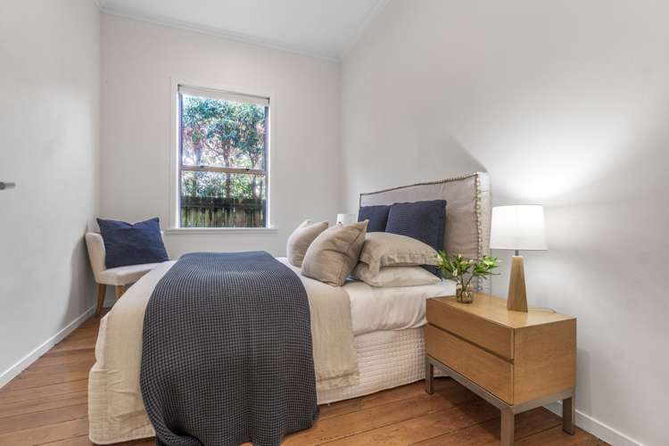 54 Calliope Road Devonport_15