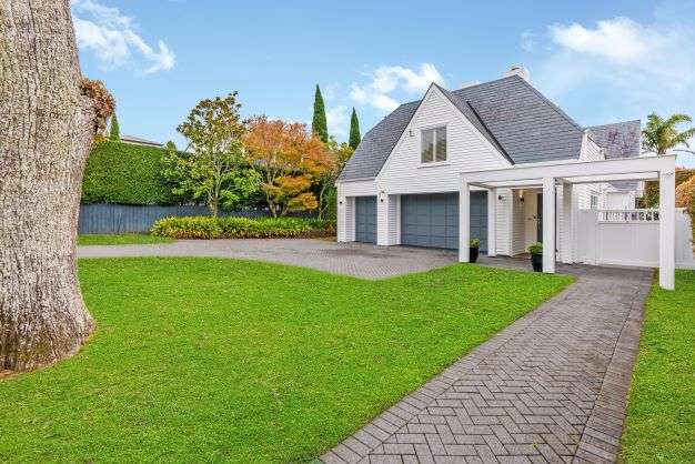 6 Arney Road in Remuera