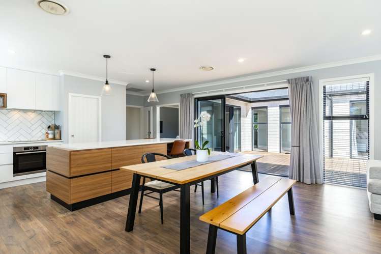 33 Blackmore Place Springlands_11